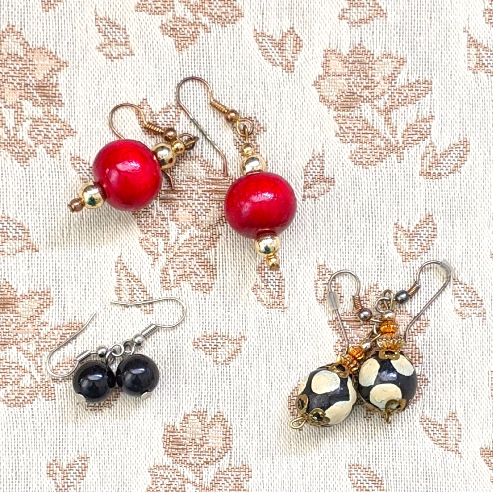 ⚡FREE W BUNDLE⚡ Earrings - Vintage Wooden Balls